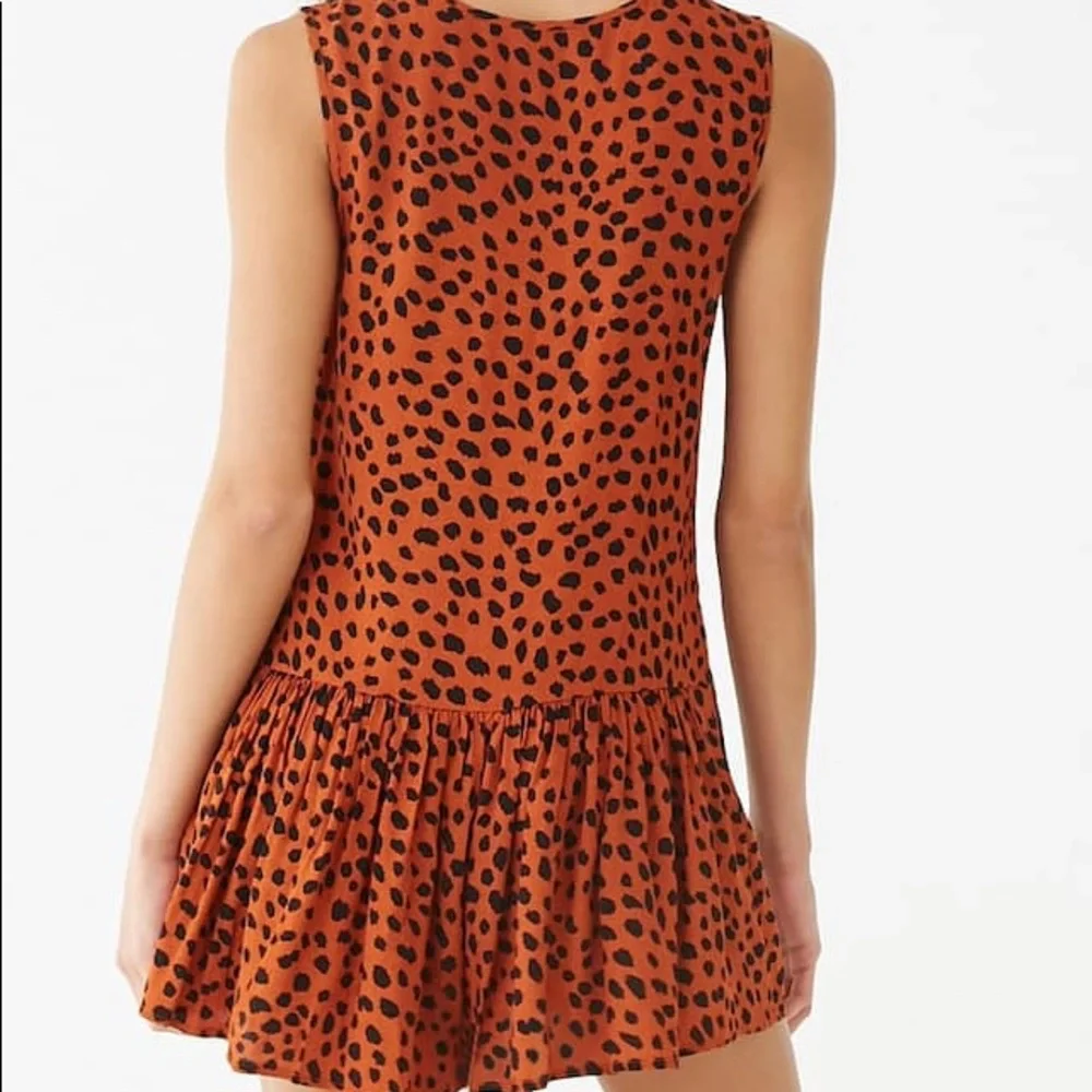 Cheetah Print Romper - Picture 2 of 4